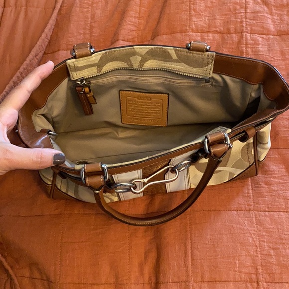 Authentic Coach Purse - Picture 4 of 5